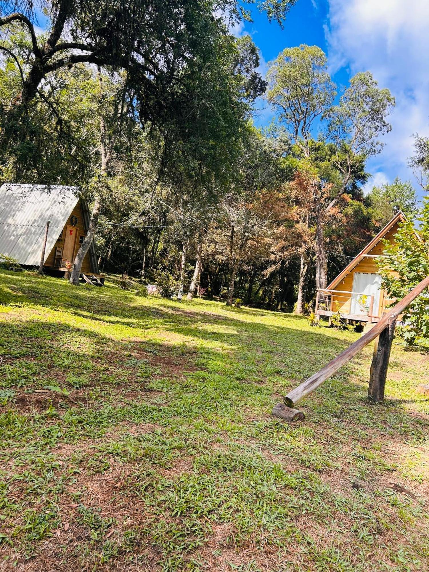 Chale Flor Da Montanha 2 Villa Sao Bento do Sapucai Luaran gambar